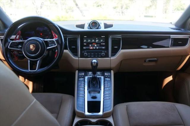 2018 Porsche Macan Base