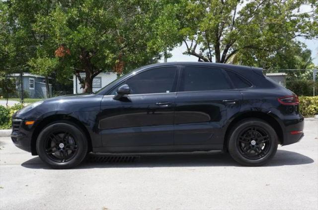 2018 Porsche Macan Base