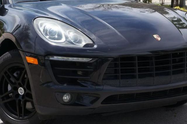 2018 Porsche Macan Base