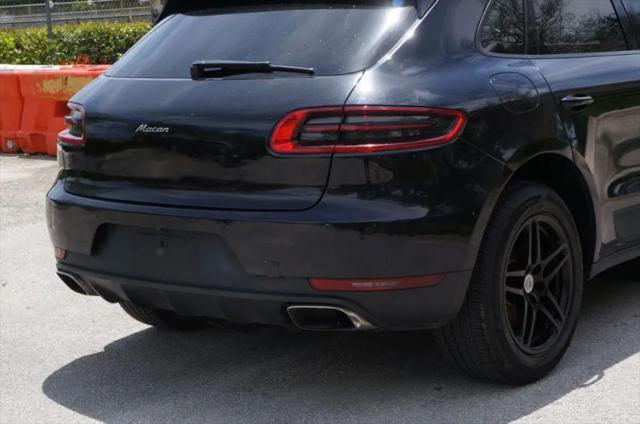 2018 Porsche Macan Base