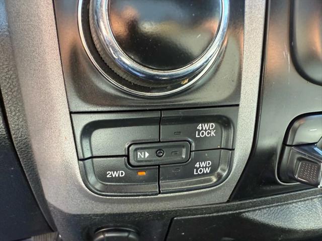 2019 Ram 1500 Classic Express Crew Cab 4x4 5'7" Box