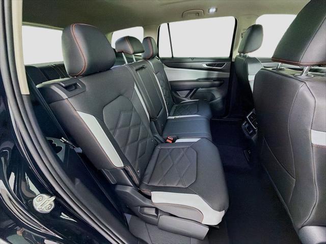 2026 Volkswagen Atlas Peak Edition