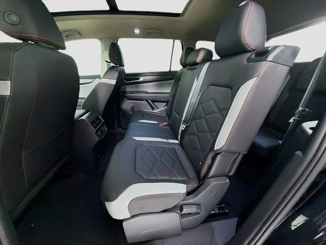 2026 Volkswagen Atlas Peak Edition