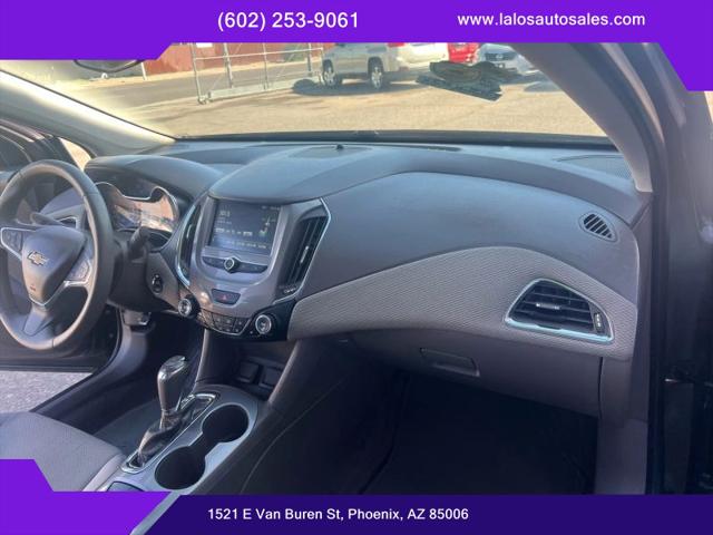 2017 Chevrolet Cruze LT Auto