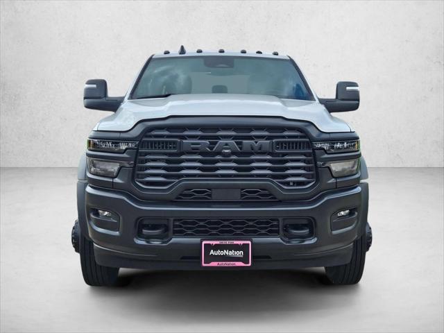 2026 RAM 5500 Chassis RAM 5500 TRADESMAN CHASSIS CREW CAB 4X4 84 CA