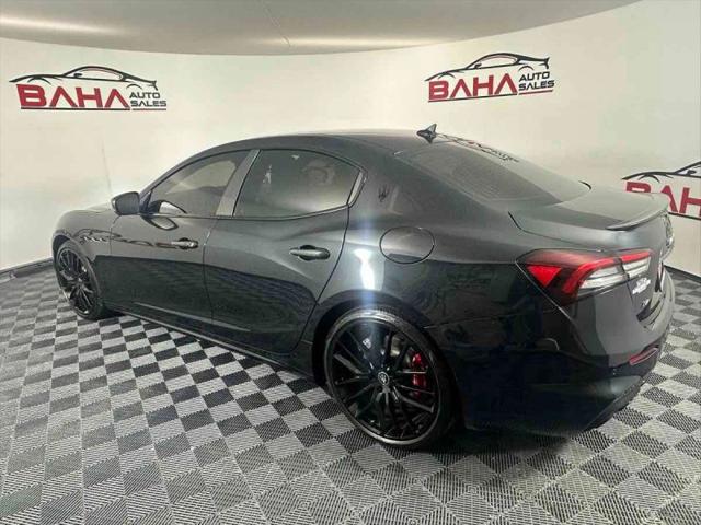 2023 Maserati Ghibli Modena Q4