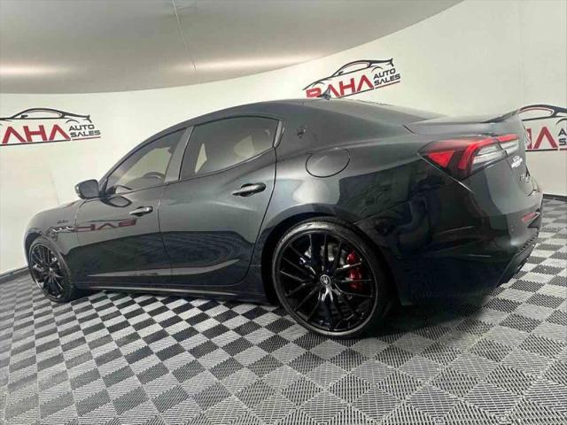 2023 Maserati Ghibli Modena Q4
