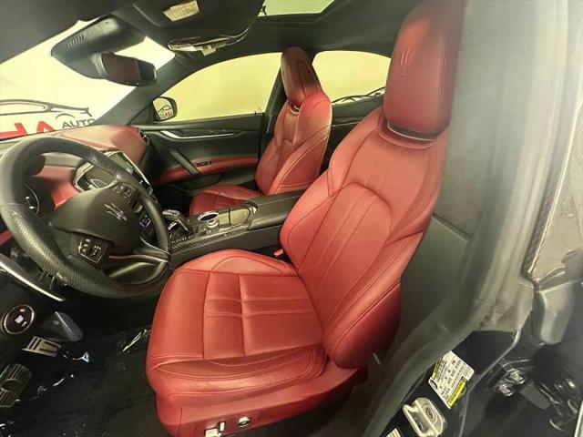 2023 Maserati Ghibli Modena Q4