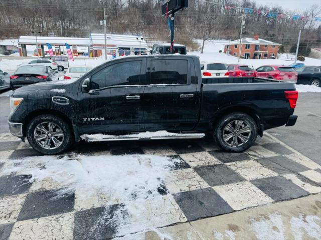 2017 Nissan Titan SV