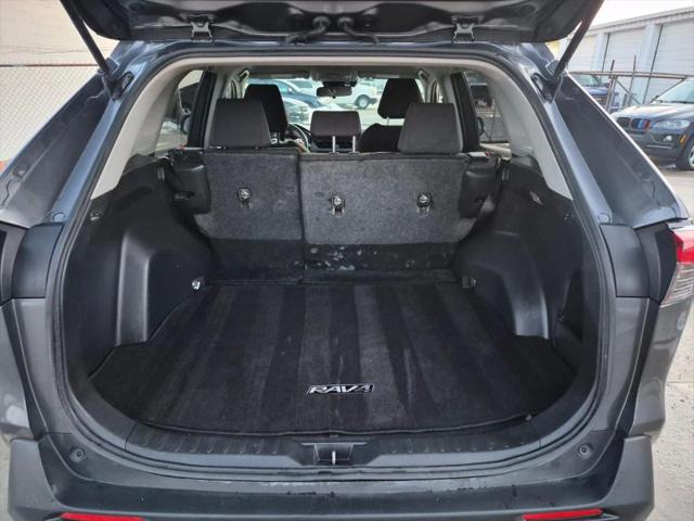 2020 Toyota RAV4 Hybrid LE