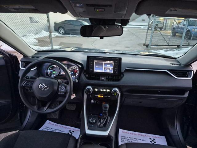 2020 Toyota RAV4 Hybrid LE