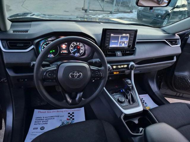 2020 Toyota RAV4 Hybrid LE