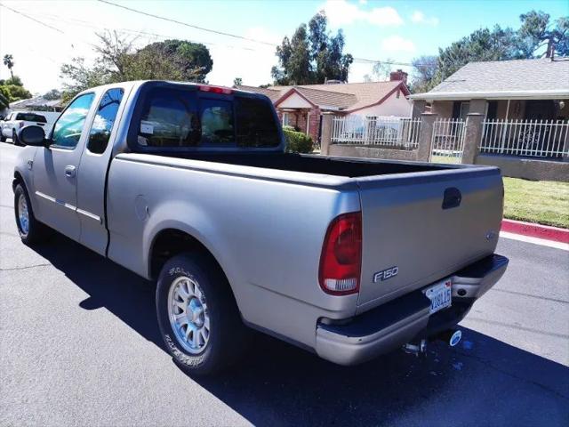 2002 Ford F-150 Base