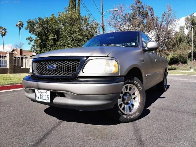 2002 Ford F-150 Base