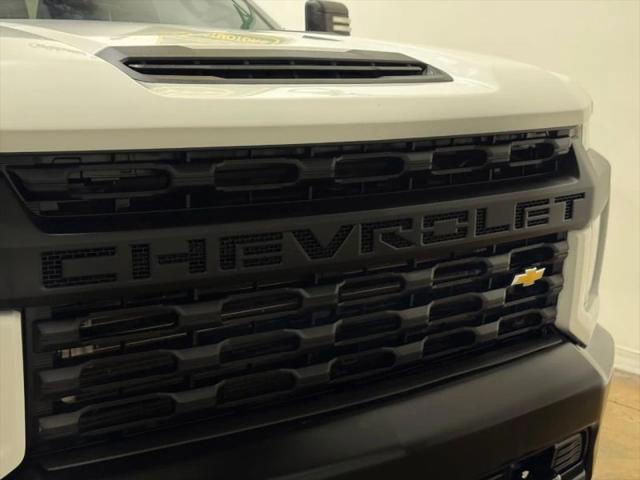 2022 Chevrolet Silverado 2500HD 4WD Double Cab Standard Bed WT