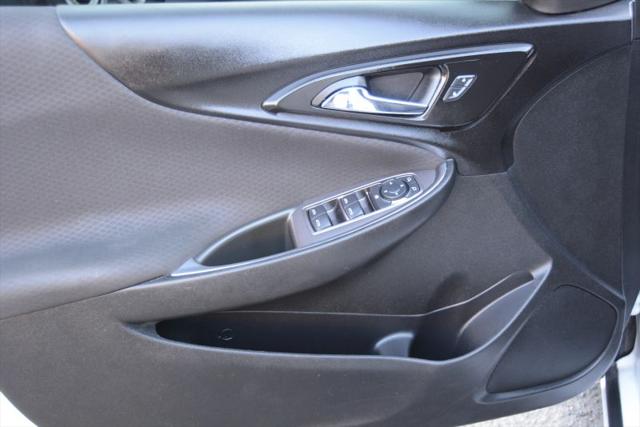 2021 Chevrolet Malibu FWD LT
