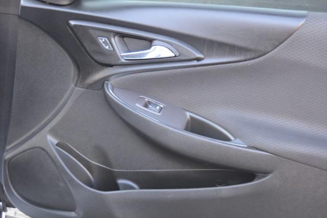 2021 Chevrolet Malibu FWD LT