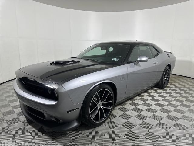 2017 Dodge Challenger 392 Hemi Scat Pack Shaker