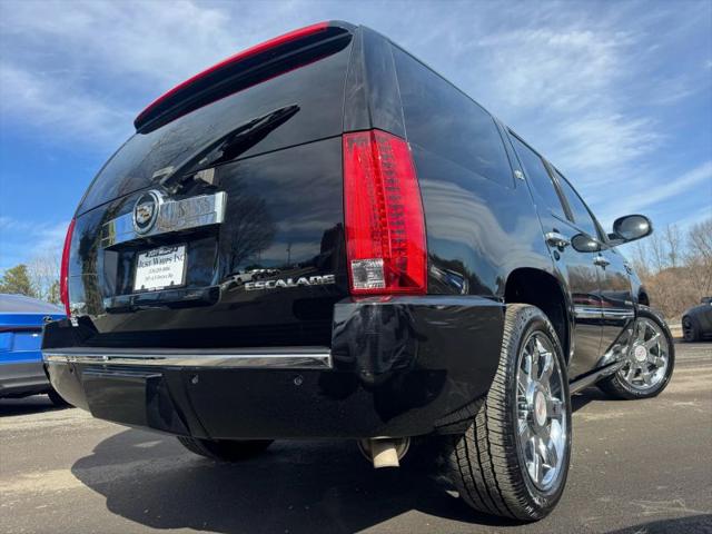 2012 Cadillac Escalade Hybrid Standard