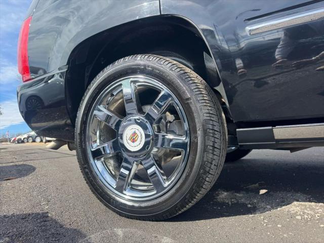2012 Cadillac Escalade Hybrid Standard