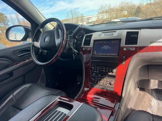 2012 Cadillac Escalade Hybrid Standard