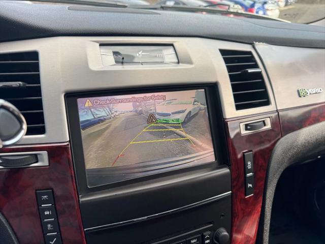 2012 Cadillac Escalade Hybrid Standard