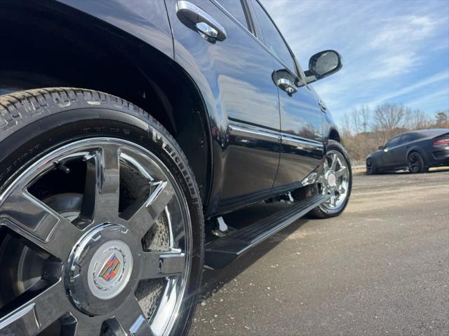 2012 Cadillac Escalade Hybrid Standard