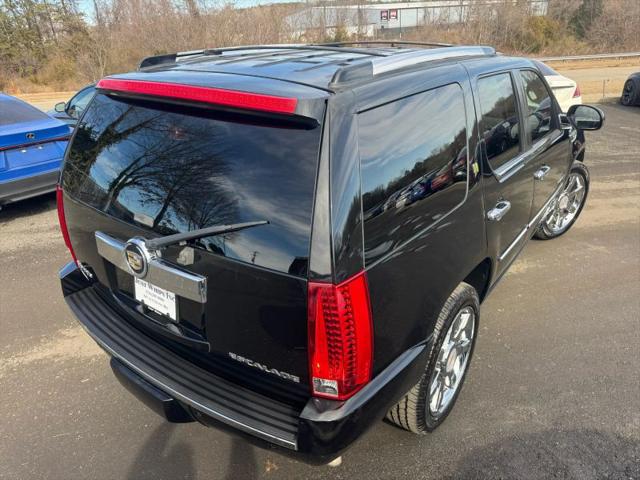 2012 Cadillac Escalade Hybrid Standard