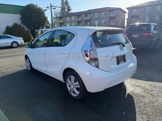 2013 Toyota Prius c Two