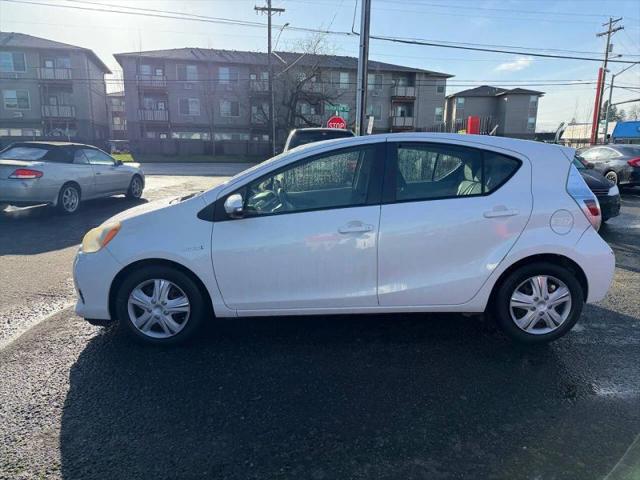 2013 Toyota Prius c Two