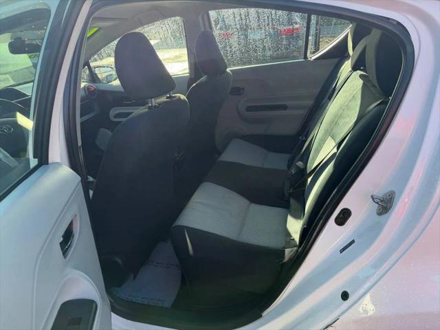 2013 Toyota Prius c Two