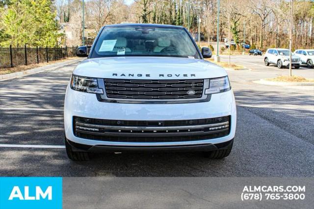 2025 Land Rover Range Rover P400 SE 7 Seat