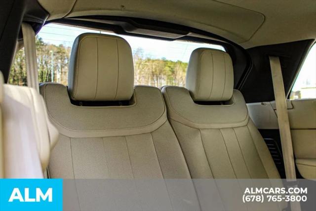 2025 Land Rover Range Rover P400 SE 7 Seat
