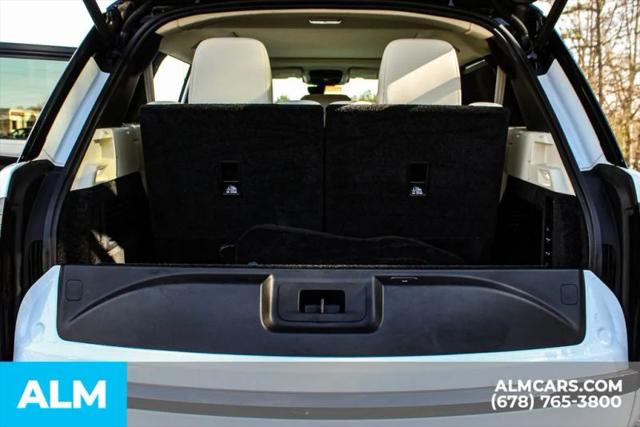 2025 Land Rover Range Rover P400 SE 7 Seat