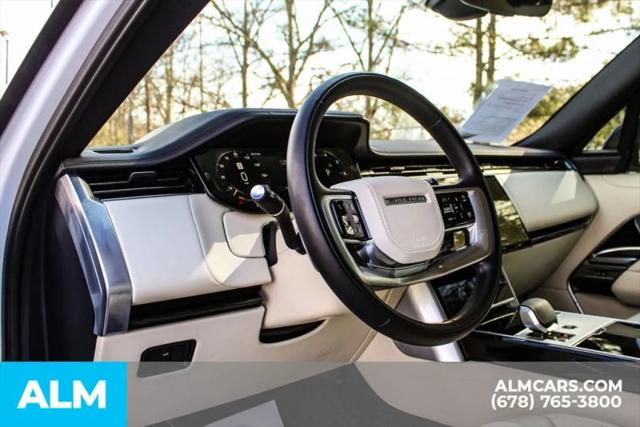 2025 Land Rover Range Rover P400 SE 7 Seat