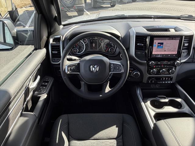 2026 Ram 1500 Big Horn Crew Cab 4x4 5'7" Box