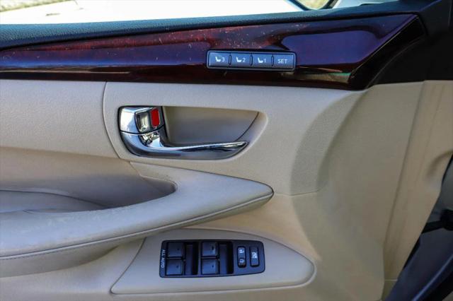 2011 Lexus LX 570 570