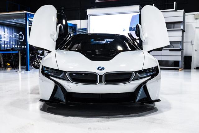 2019 BMW i8 Base