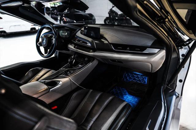 2019 BMW i8 Base