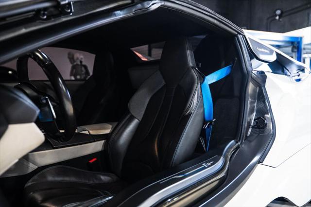 2019 BMW i8 Base