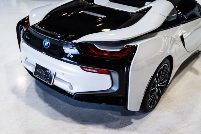 2019 BMW i8 Base