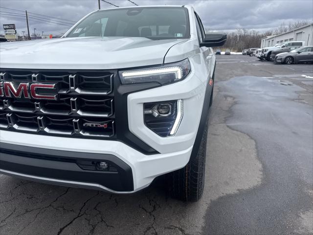 2026 GMC Canyon AT4, 4WD