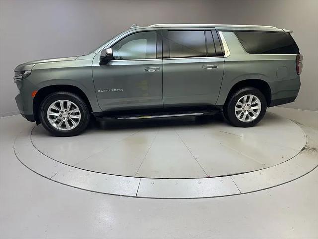 2023 Chevrolet Suburban 4WD Premier