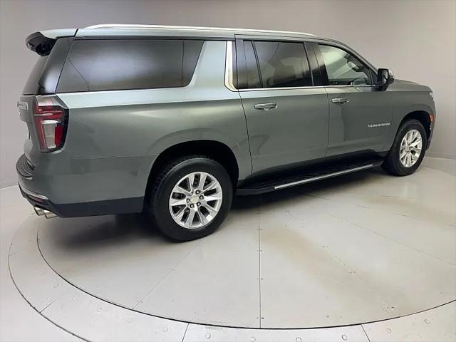 2023 Chevrolet Suburban 4WD Premier