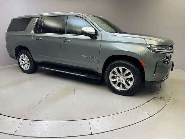 2023 Chevrolet Suburban 4WD Premier