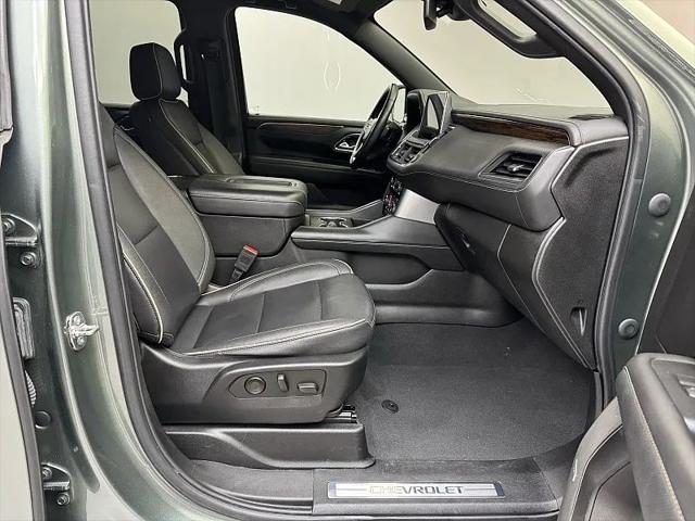 2023 Chevrolet Suburban 4WD Premier