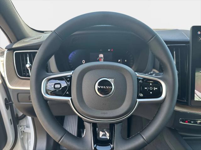 2026 Volvo XC60 B5 Core