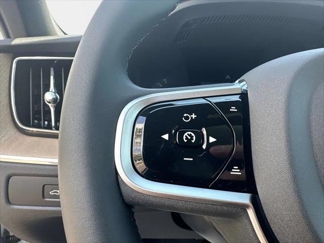 2026 Volvo XC60 B5 Core