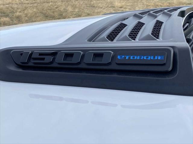 2026 Ram 1500 Laramie Crew Cab 4x4 5'7" Box