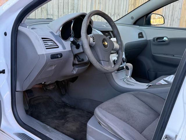 2011 Chevrolet Malibu LS